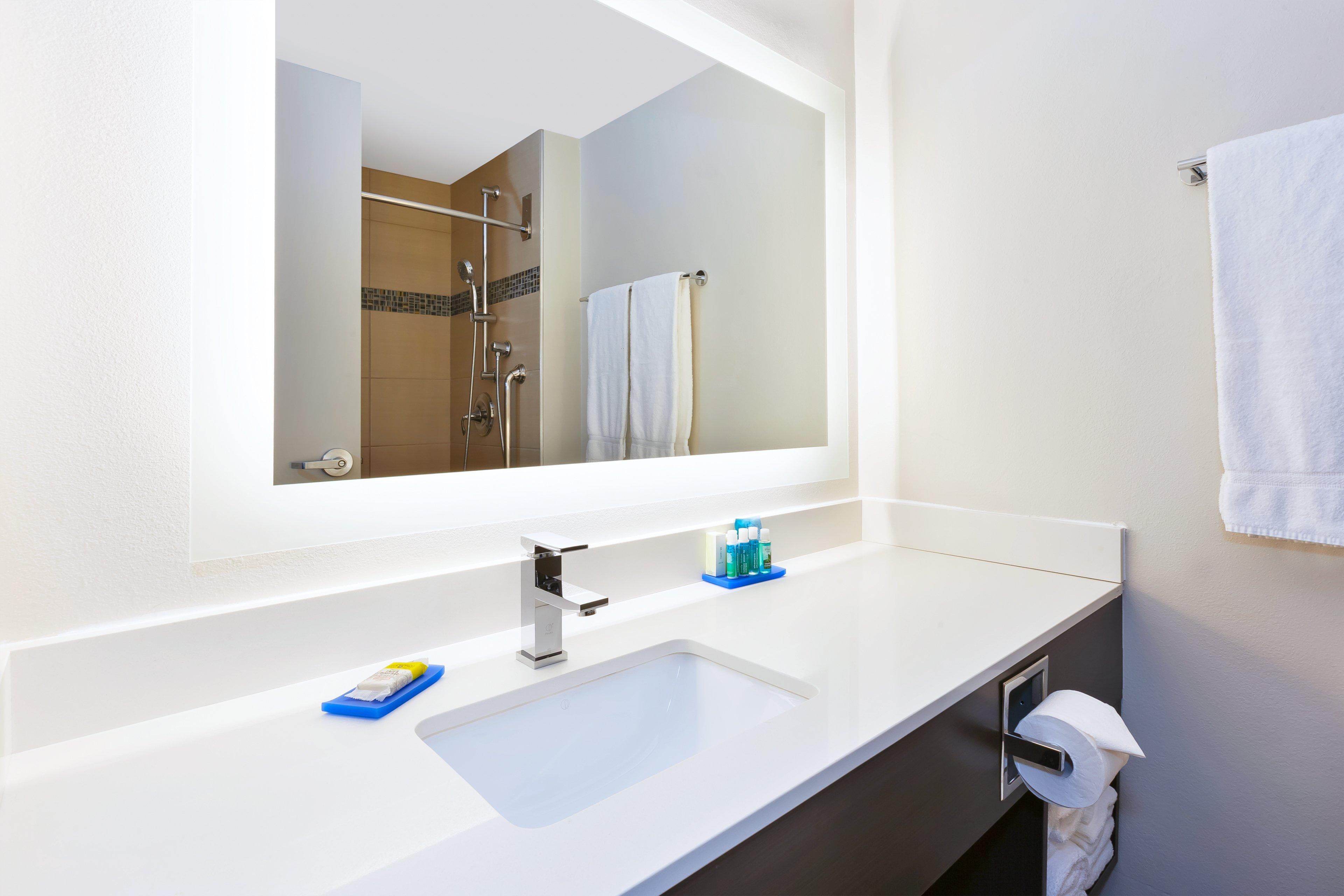 Holiday Inn Express Winnipeg Airport - Polo Park By Ihg Kültér fotó
