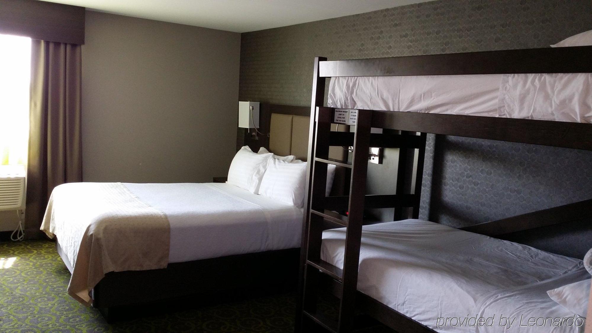Holiday Inn Express Winnipeg Airport - Polo Park By Ihg Kültér fotó
