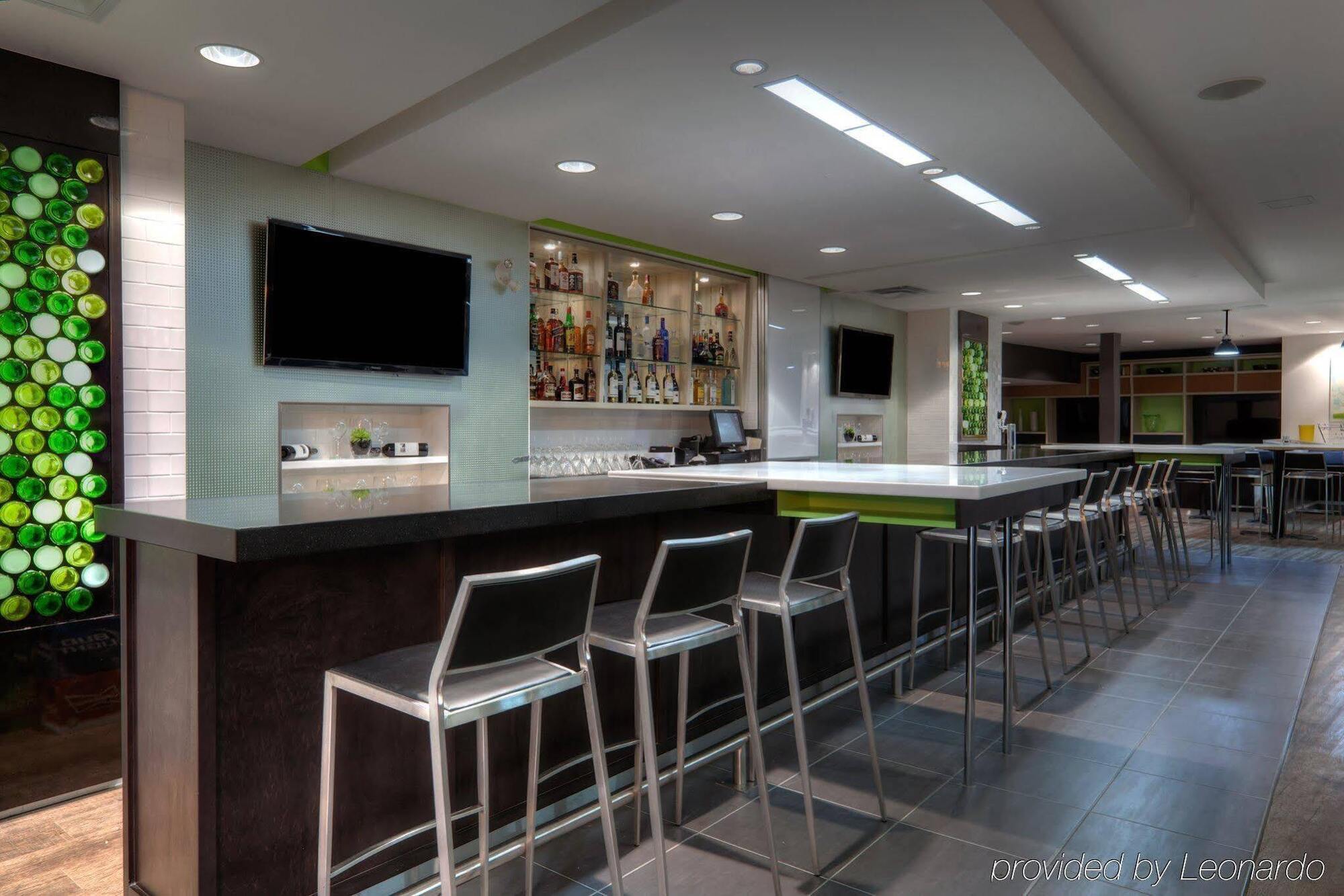 Holiday Inn Express Winnipeg Airport - Polo Park By Ihg Kültér fotó
